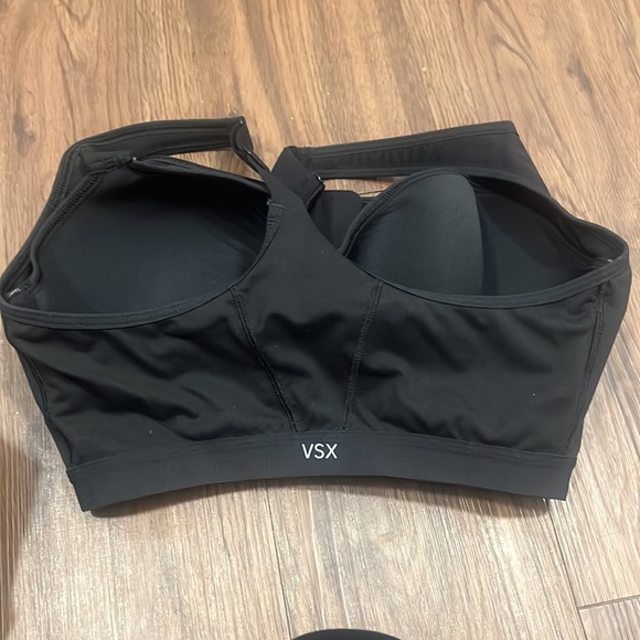 BUNDLE Victoria Secret Sports bras incredible 34ddd - Picture 3 of 5
